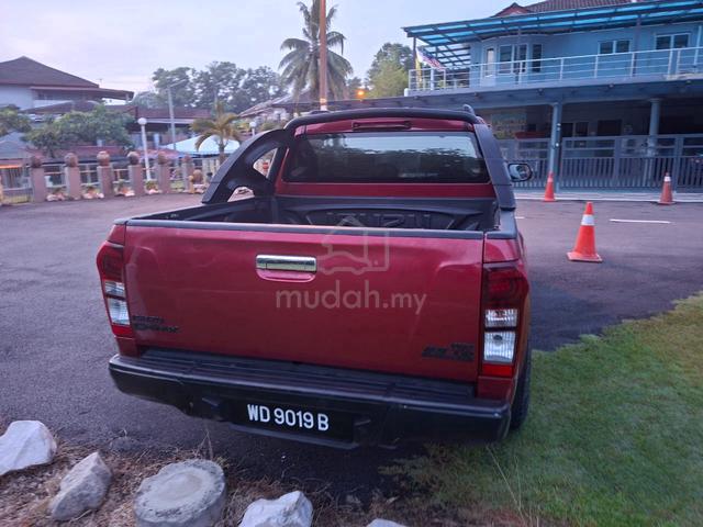 2015 Isuzu D-MAX 2.5 DIABLO 4X4 VGS 4JJ1-TCX VGS - 2
