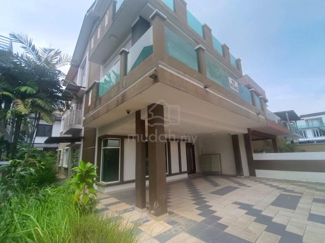 2.5 Sty Semi D Bandar Mahkota Cheras 1