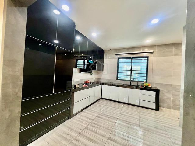 3 Storey superlink house @Sutera Heights Cheras Damai Perdana 1