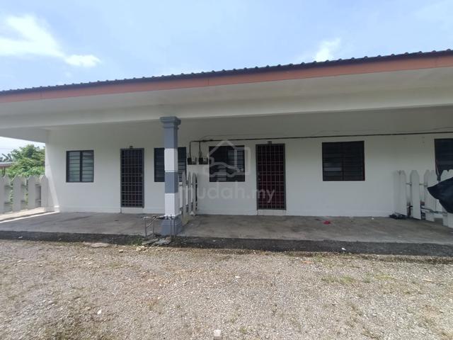 Rumah Sewa Pulau indah Kampung Sungai Kembong 1