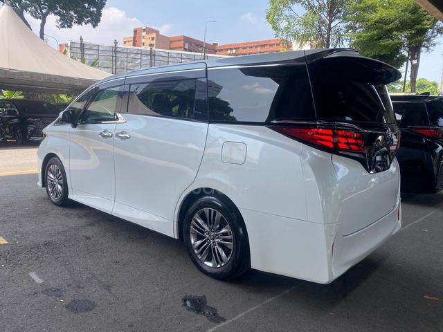 2023 TOYOTA ALPHARD Z SPEC Side Step 11K-Km DIM - 2