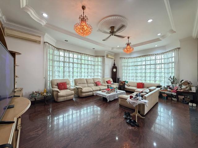Huge land 2 Sty Bungalow @ Kota Damansara, Pj, Reno, Super Cheap 1