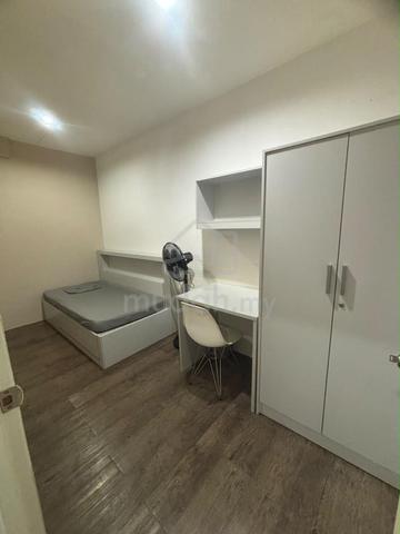Room For Rent! 1