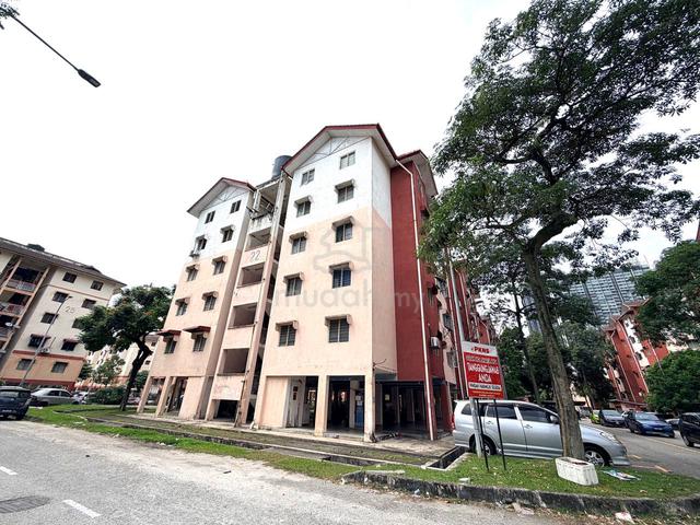 Flat PKNS 1