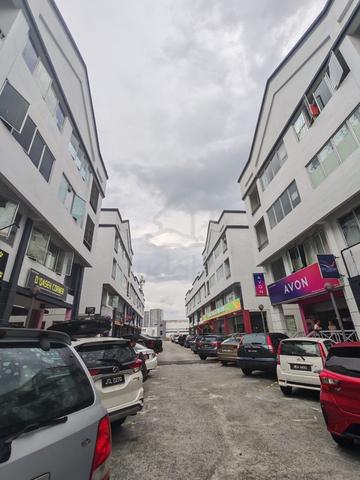 FROUND FLOOR END LOT KOMPLEKS DIAMOND Bandar Baru Bangi 1