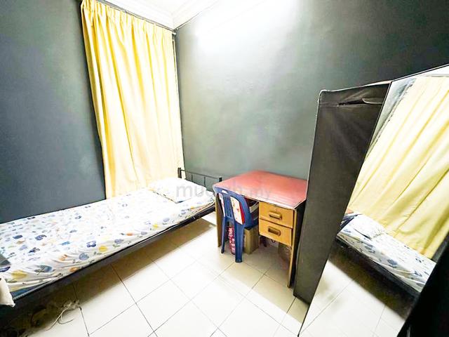 Bilik Single Bangi Seksyen 9 Bilik Tidur Wanita Muslimah 1