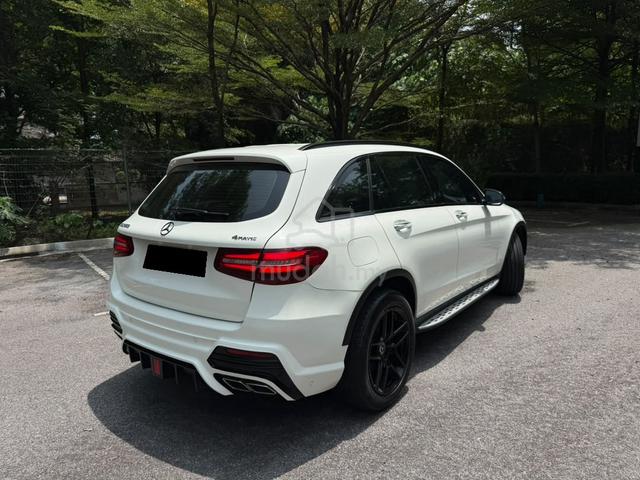 Mercedes Benz GLC250 2.0 AMG 4MATIC (CKD) *WRANTY - 3