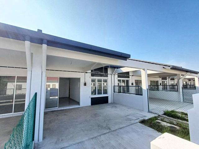 Rumah Baru 5 Bilik Taman Desa Kencana Kapar, Tanah Belakang Yang Luas. 1