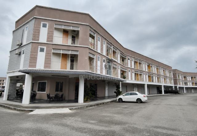 [SAVE UP 70K] Taman Kampar Barat, 2,217sf, Kampar 1