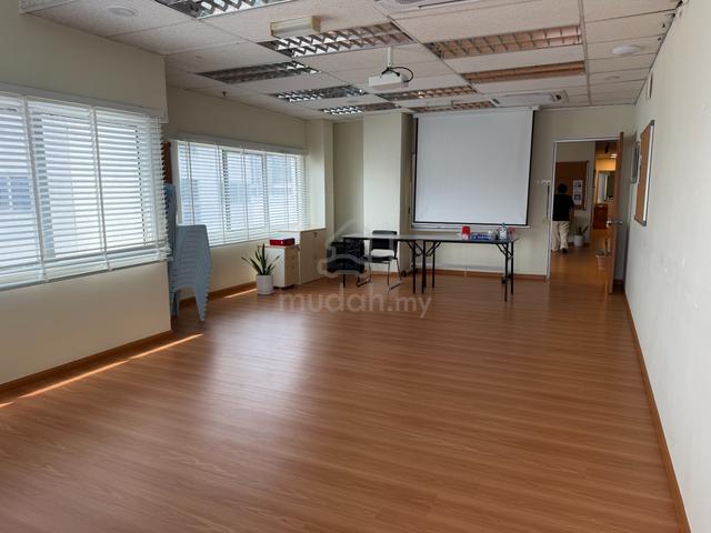 [2484sf, corner] office Menara Uncang Emas ue3 Miharja LRT, Cheras KL 1