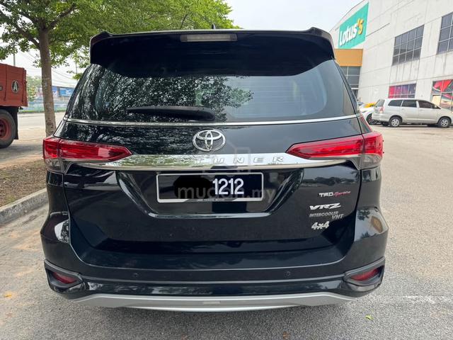 2018 Toyota FORTUNER 2.4 VRZ 4X4 NO OFF ROAD (A) - 5