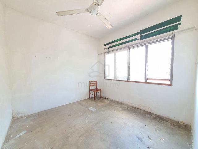 Flat Taman Daya 1