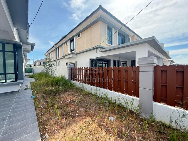 GUARDED BARE NEW Double Storey Semi D Bandar Botani Parkland Jasin 4