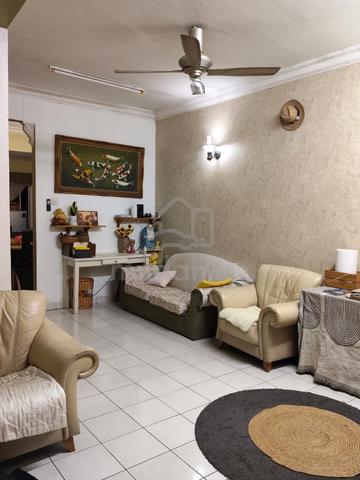 Freehold 2 storey house Reno Bandar botanic Klang for sale 1