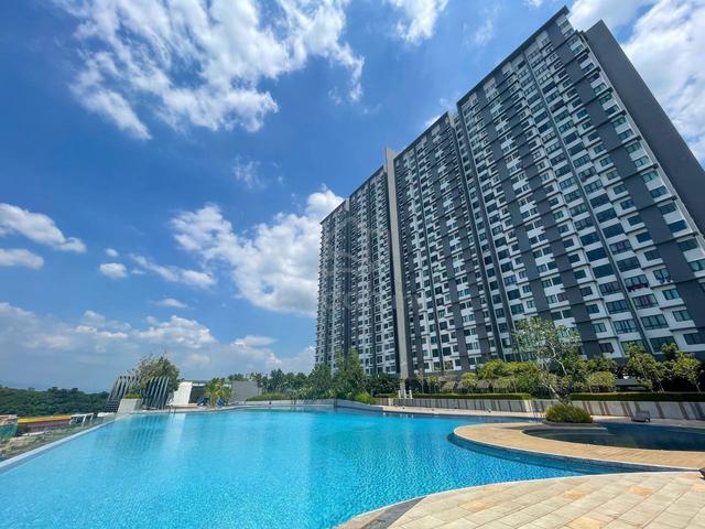 Kiara Plaza 1