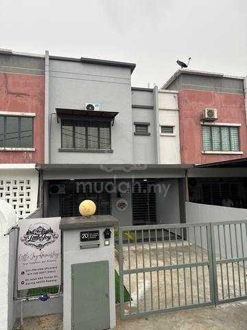 Little Joy Homestay at Taman Sri Garing Rawang 1