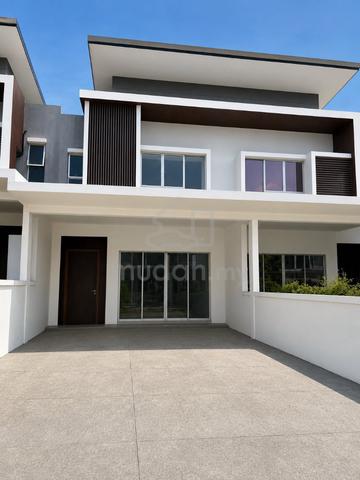 Gamuda Gardens -Fully Furnished Double Storey Terraced Home For Rent ! 1
