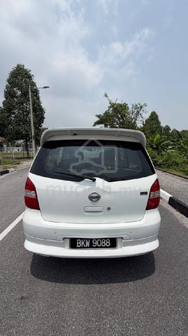 2010 Nissan GRAND LIVINA 1.8 IMPUL (A) - 2