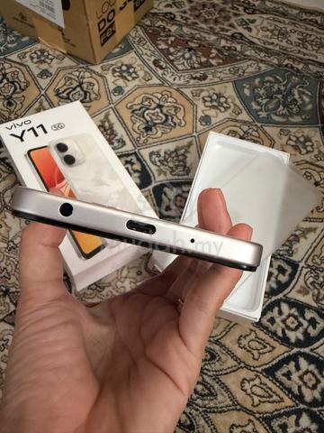 Vivo Y11 5G 256GB/8GB Fullset Like New - photo 5 of 6