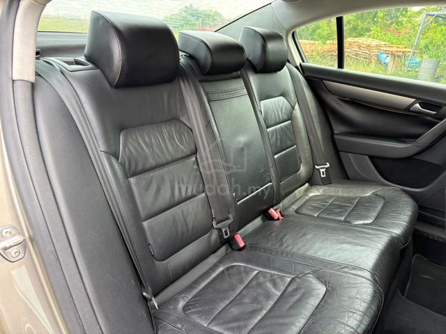 2014 Volkswagen PASSAT 1.8 TSI (CBU) (A) - 3