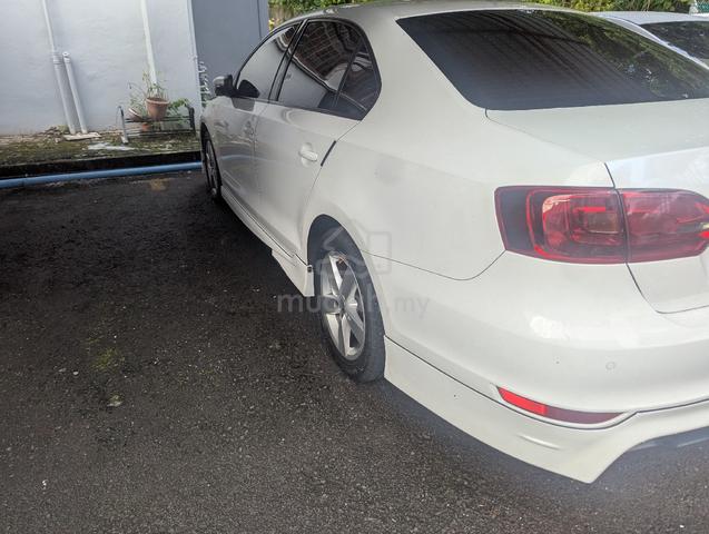 2015 Volkswagen JETTA 1.4 TSI (CKD) (A) - 5