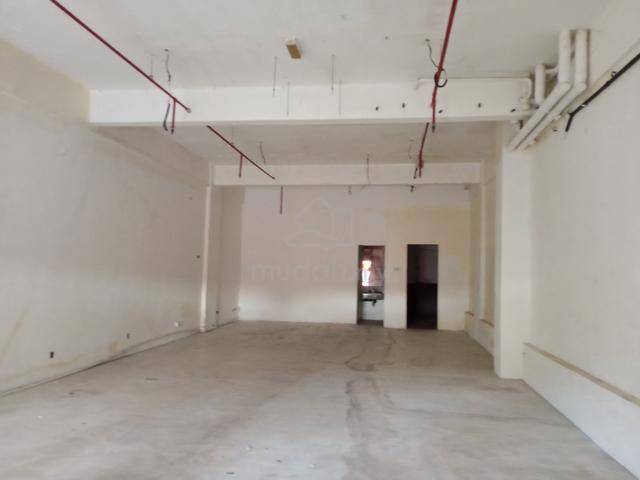 Ground floor Cheras Business Centre face moinroad near MRT midah segar 1