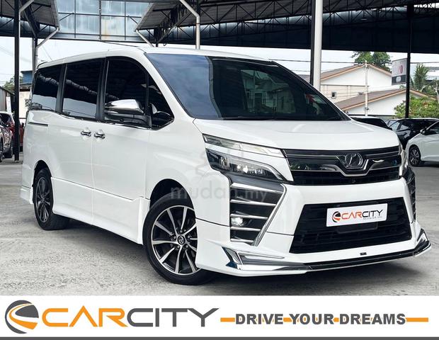2021 Toyota VOXY 2.0 ZS KIRAMEKI (A) FACELIFT RARE - 1