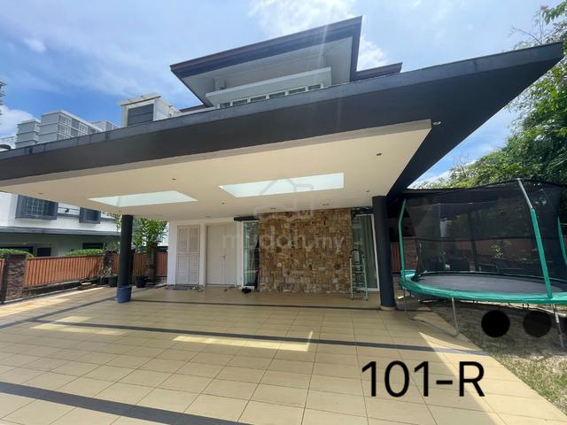Sri Suria Bayuvillas 2sty Cluster Bungalow 62*70sqft reno extended for 1