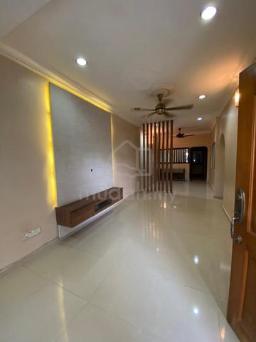 Teres 1 Tingkat, Taman Sri Buloh, Sungai Buloh. Renovated Unit. 1