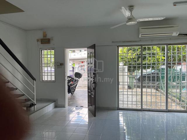 Sunway tunas double storey foreigner unfurnished 1