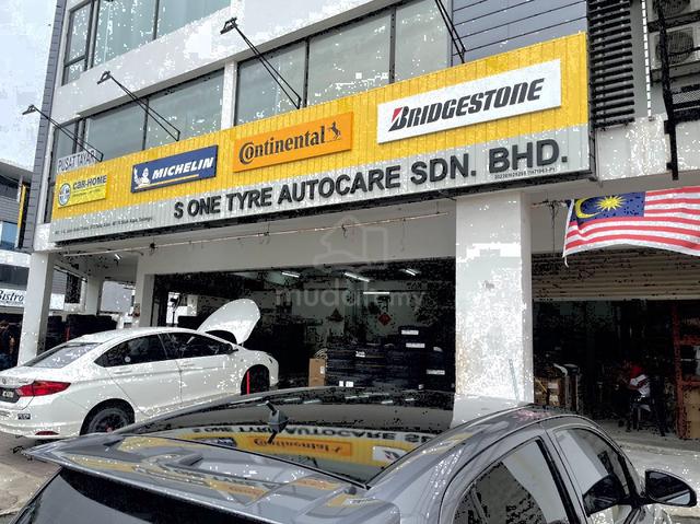 Carousel Image