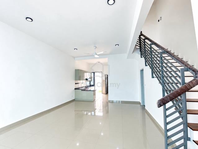 Aria @ Alam Impian Shah Alam 2 Storey Terrace House For Rent 1