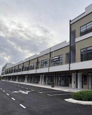 Double Storey Shoplot Horizon Square Horizon Hills Facing Main Road 1