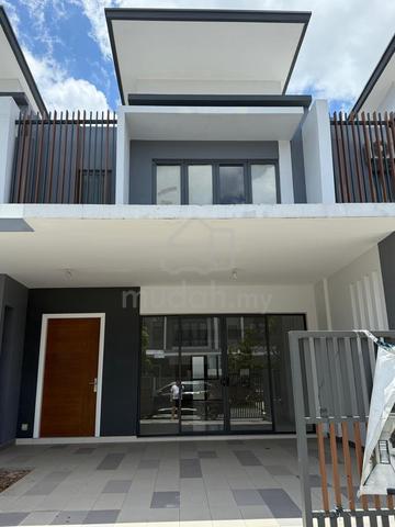 Intermediate lot double Storey Jardin Residences Bandar Sri Coalfields 1