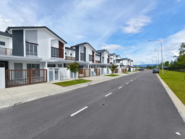 (BRAND NEW FACING OPEN) 2 Sty SETIA ECOHILL 2 Eco Majestic Tiara South 1