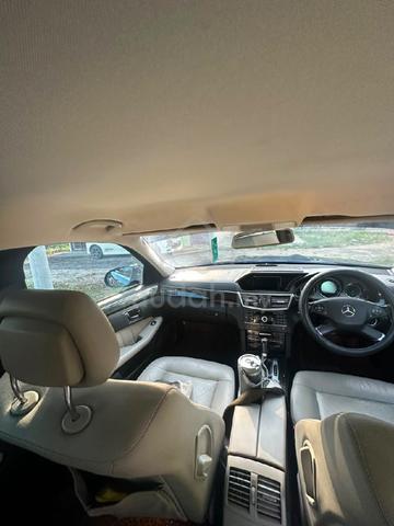 2011 Mercedes Benz E250 CGI BlueEFCY - 5