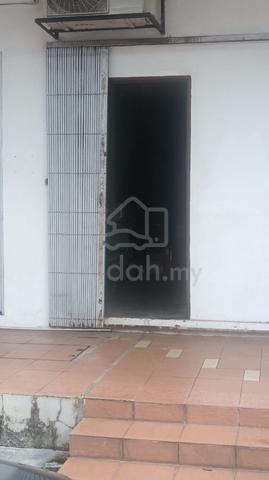 Shoplot at Coalfields, Sungai Boluh (600sq,ft) 1