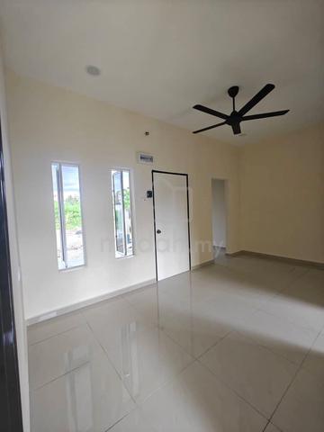 End Lot RUMAH TERES 1 TINGKAT Beranang  1