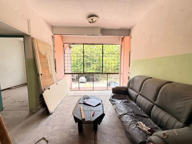 Dahlia Apartment (Jalan Melor) 1