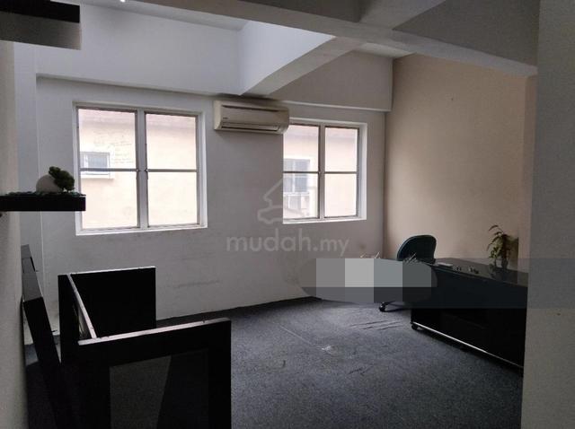 Diamond Square 1754sqft corner aircon 5 partition room 3