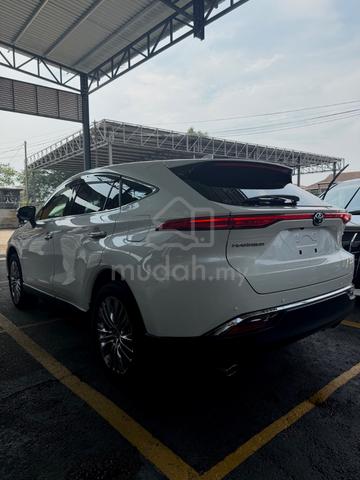 2021 Toyota HARRIER 2.0 Z (A) - 4