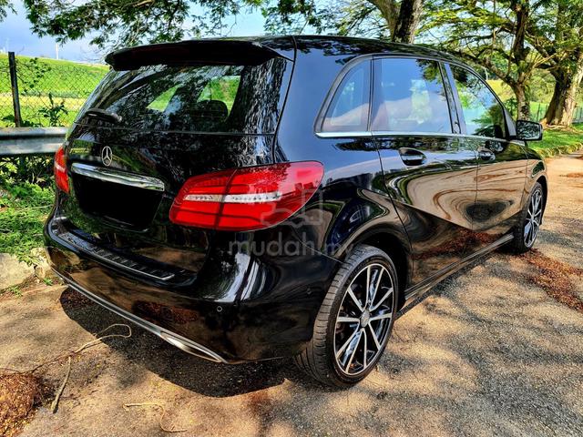 Mercedes Benz B200 1.6 CGI BlueEFCY 7Speed Camera - 2