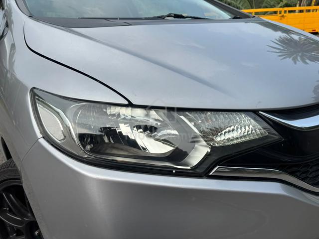 2017 Honda Jazz Hybrid (A) | 1 Owner | Push Start - 5