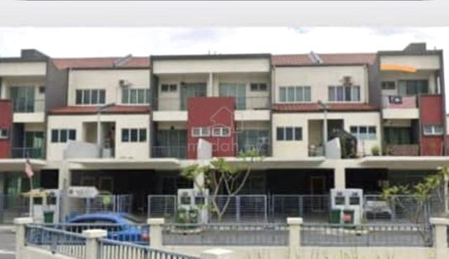Nilai Jati Heights 3 Storey Town House 1