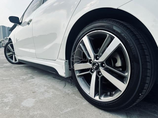 2017 Kia CERATO 1.6 (A) 1 Year Warranty - 4