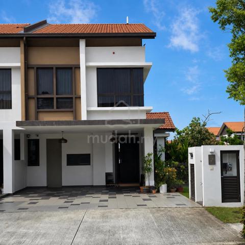 Exclusive rental 2 Storey | Premium End Lot | Gated And. Guarded 1