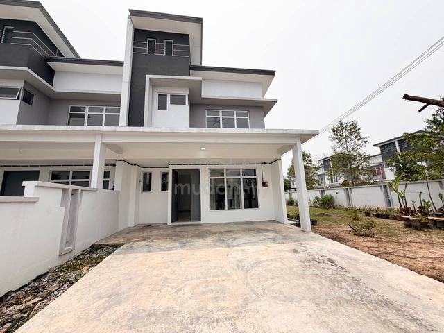 CORNER LOT Fasa 8 Bandar Tasik Kesuma Semenyih Double Storey 1