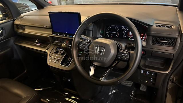 [SALE] Honda STEPWAGON SPADA - 11K GREY 8YRS WRNTY - 4