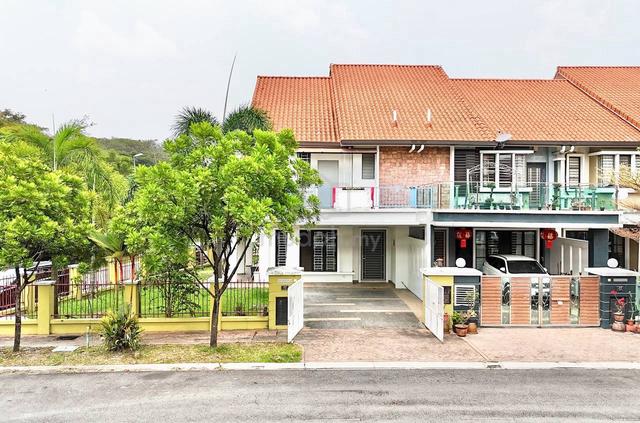 CORNER LOT Superlink Canting Alam Impian Seksyen 35 Shah Alam 1