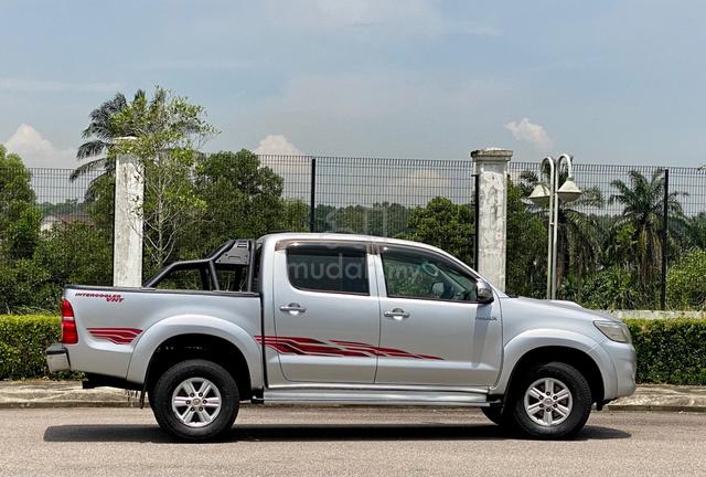 2013 Toyota HILUX 2.5 (A) - 4